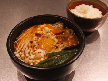 京豆腐のスンドゥブチゲ（ライス付）